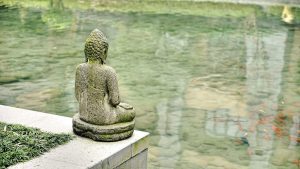 Buddha am Wasser